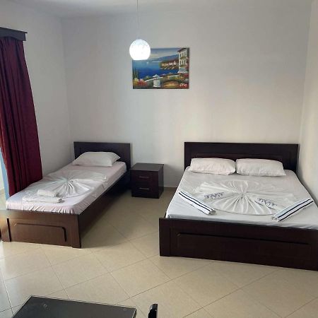 Appartement Vila Ronaldo à Ksamil Extérieur photo