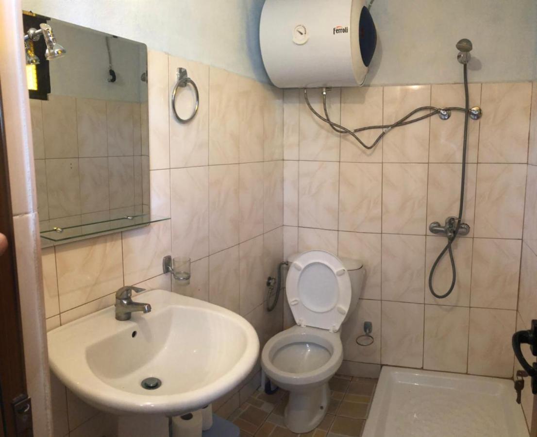 Appartement Vila Ronaldo à Ksamil Extérieur photo