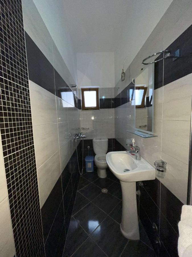 Appartement Vila Ronaldo à Ksamil Extérieur photo