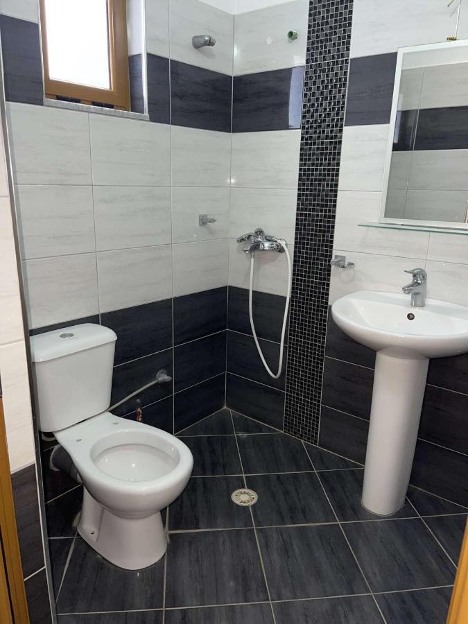 Appartement Vila Ronaldo à Ksamil Extérieur photo