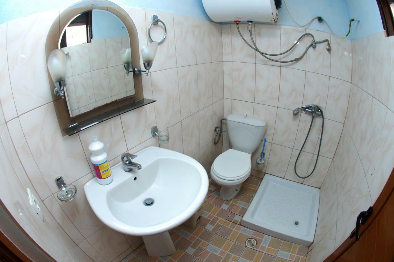 Appartement Vila Ronaldo à Ksamil Extérieur photo