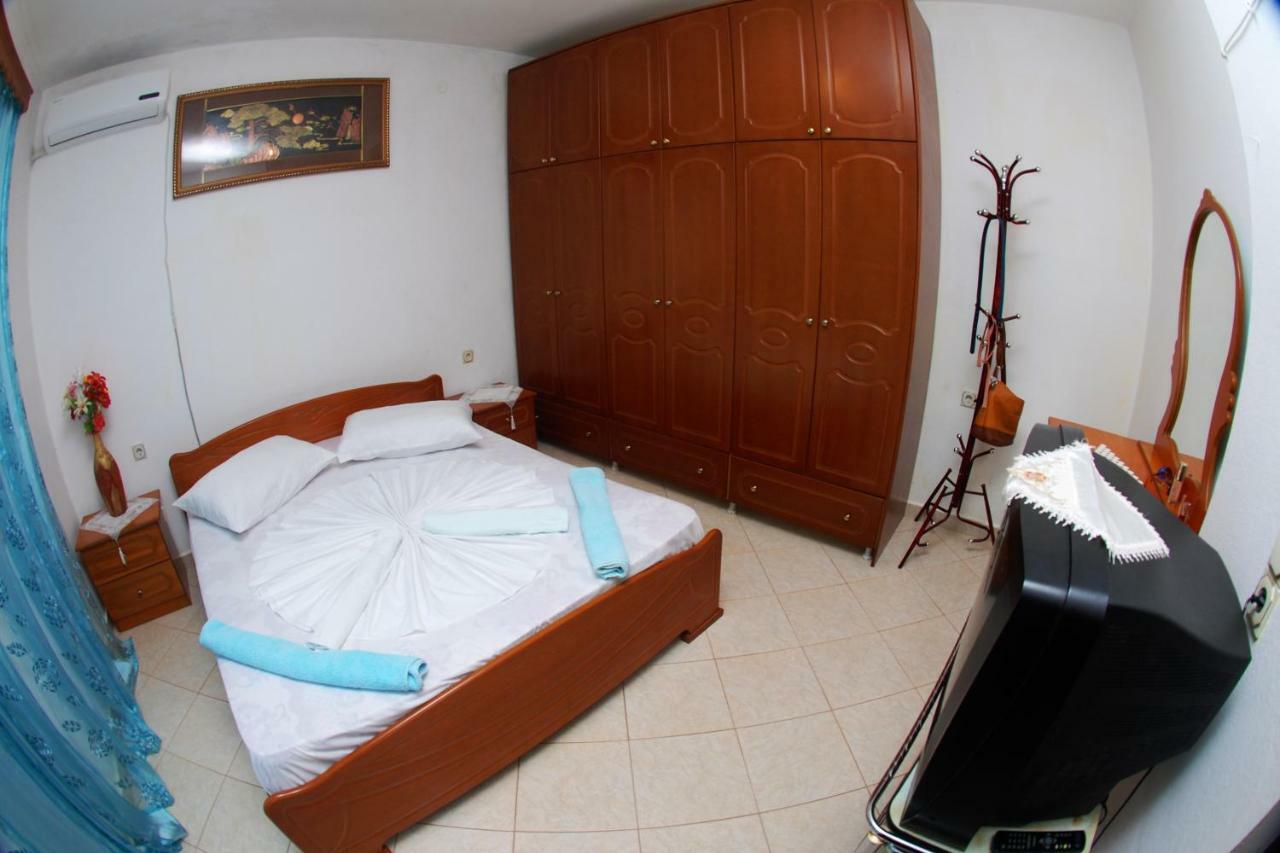 Appartement Vila Ronaldo à Ksamil Extérieur photo