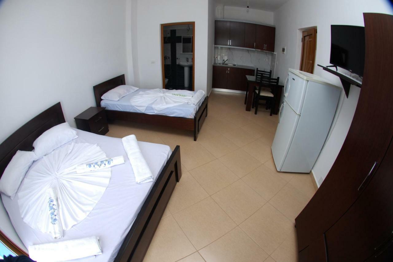 Appartement Vila Ronaldo à Ksamil Extérieur photo